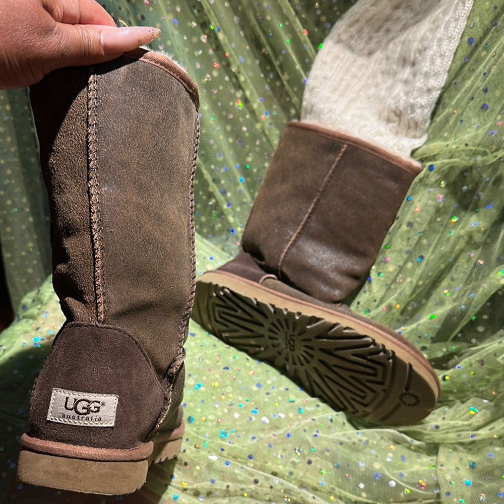 UGG Brown Sheepskin Boots